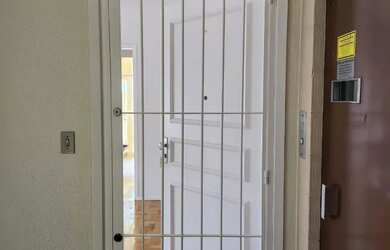 Imagem 2: Imóvel para aluguel possui 84 metros quadrados com 3 quartos em Auxiliadora - Porto Alegre