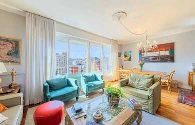 Imagem: O apartamento na cobertura possui 3 Dormitórios, 2 Banheiros