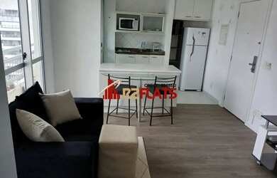 Imagem: O studio possui 1 Dormitório, 1 Banheiro, 1 Vaga na garagem