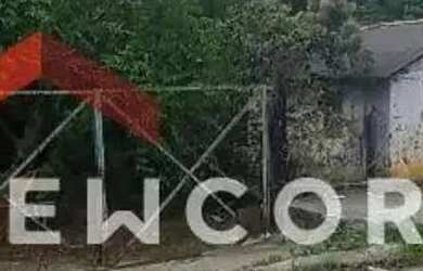 Imagem: O terreno possui 1.800m² de Área e está localizado em Pedro