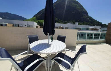 Imagem: O apartamento na cobertura possui 3 Dormitórios, 4 Banheiros