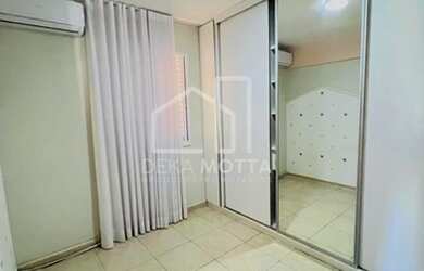 Imagem: O apartamento possui 2 Dormitórios, 2 Banheiros, 2 Vagas na