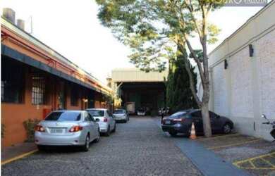 Imagem: O depósito possui 414m² de Área e está localizado em Vila