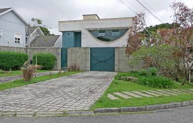 Imagem: O depósito possui 5 Vagas na garagem e 739m² de Área e está