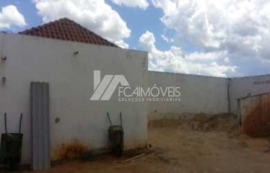 Imagem: O apartamento possui 1 Dormitório, 1 Banheiro, 827m² de Área