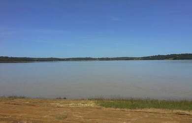 Imagem: O terreno possui 1.000m² de Área e está localizado em Cláudio