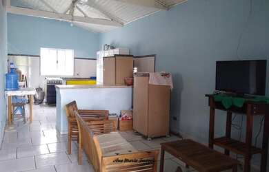 Imagem: A casa possui 2 Dormitórios, 3 Banheiros, 3 Vagas na garagem