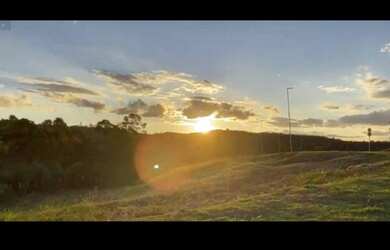 Imagem: O terreno possui 420m² de Área e está localizado em Tamboré