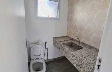 Imagem 6: Vendo Sobrado Novo 3 Suítes Todas com Close, Condomínio Bragança Paulista...