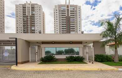 Imagem: O apartamento possui 3 Dormitórios, 2 Banheiros, 2 Vagas na