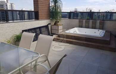 Imagem: O apartamento na cobertura possui 4 Dormitórios, 5 Banheiros