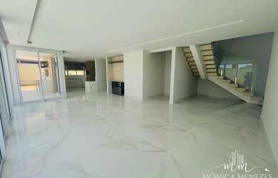 Imagem: A casa em condomínio possui 5 Dormitórios, 5 Banheiros, 4