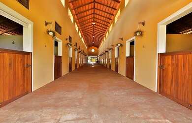 Imagem 15: Condomínio Fazenda Santa Maria para venda tem 1632 metros quadrados em...