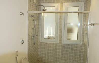 Imagem 12: Linda casa no Jardim Guedala com 3 suítes 4 vagas 8 banheiros