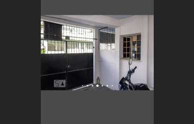 Imagem 2: Casa com terraço e garagem em ótima localização