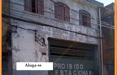 Imagem: O depósito para alugar possui e está localizado em Fazenda