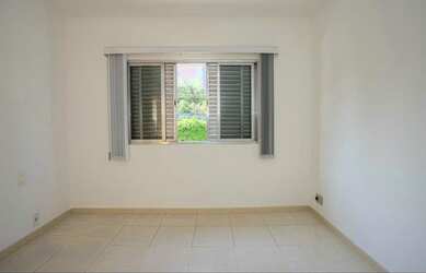 Imagem 5: Sobrado 02Quartos 02Vagas de Garag. 02Banheiros 01Salão de festas Cozinha...