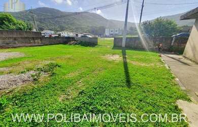 Imagem: A casa possui 2 Dormitórios, 1 Banheiro, 373m² de Área e