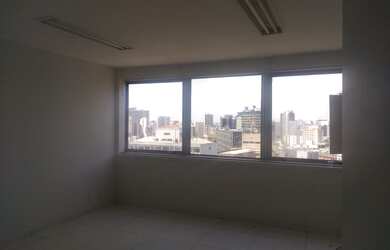 Imagem: O depósito possui 31m² de Área e está localizado em Centro