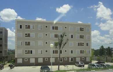 Imagem: O apartamento e possui 2 Dormitórios, Suítes, 1 Banheiro