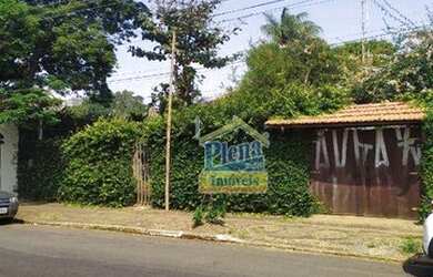 Imagem: O terreno possui 750m² de Área e está localizado em Centro