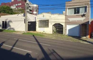 Imagem: O terreno possui 231m² de Área e está localizado em Mercês