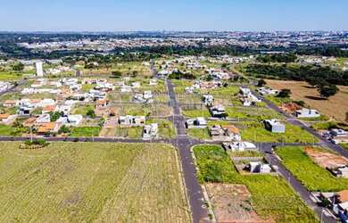 Imagem: O terreno possui 200m² de Área e está localizado em Fazenda