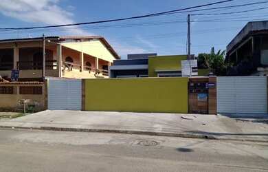 Imagem: A casa possui 2 Dormitórios, 1 Banheiro, 1 Vaga na garagem