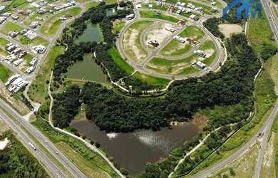 Imagem: O terreno possui 337m² de Área e está localizado em Buru