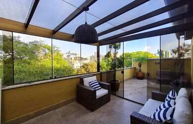 Imagem: O apartamento na cobertura possui 3 Dormitórios, 2 Banheiros