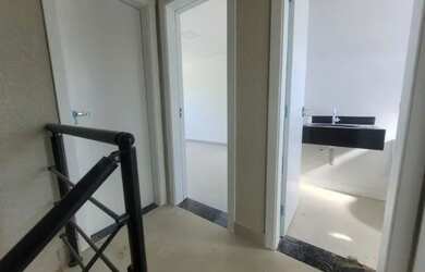 Imagem 12: Sobrado na quadra do mar Balneário Santa Terezinha