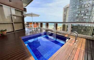 Imagem: O apartamento possui 4 Dormitórios, 5 Banheiros, 3 Vagas na