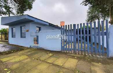 Imagem: A casa possui 2 Dormitórios, 1 Banheiro, 1 Vaga na garagem