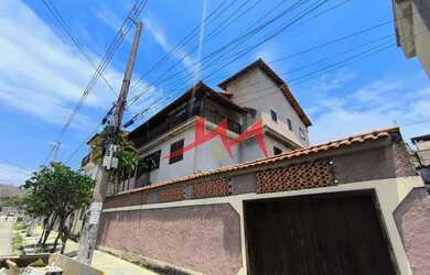 Imagem: A casa possui 5 Dormitórios, 4 Banheiros, 3 Vagas na garagem