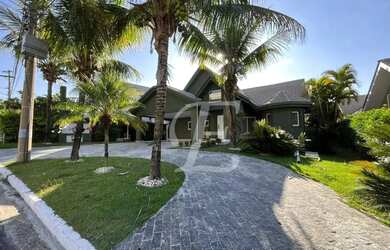 Imagem: A casa em condomínio possui 4 Dormitórios, 5 Banheiros, 4