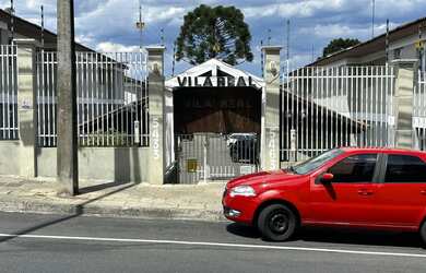 Imagem: O apartamento possui 3 Dormitórios, 1 Banheiro, 1 Vaga na garagem