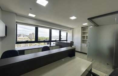 Imagem: O depósito possui 54m² de Área e está localizado em Praia