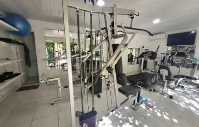 Imagem: A casa possui 3 Dormitórios, 5 Banheiros, 5 Vagas na garagem