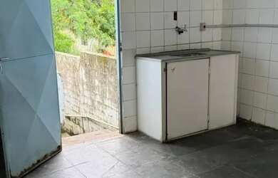 Imagem 7: Ponto comercial/Loja/Box para aluguel tem 240 metros quadrados