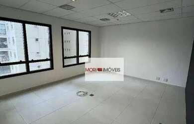 Imagem: O depósito possui 1 Vaga na garagem e 42m² de Área e está