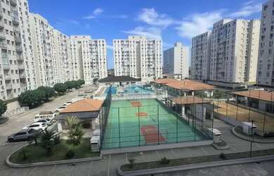 Imagem: O apartamento possui 3 Dormitórios, 1 Banheiro, 1 Vaga na garagem