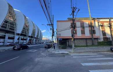 Imagem: O apartamento possui 2 Dormitórios, 1 Banheiro, 79m² de Área