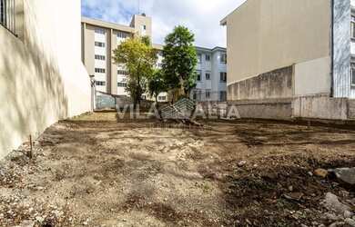 Imagem: O terreno possui 436m² de Área e está localizado em Juvevê