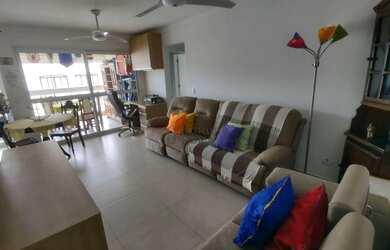 Imagem: O apartamento possui 2 Dormitórios, 2 Banheiros, 2 Vagas na