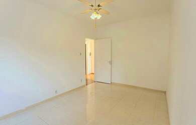 Imagem 8: Sobrado 02Quartos 02Vagas de Garag. 02Banheiros 01Salão de festas Cozinha...