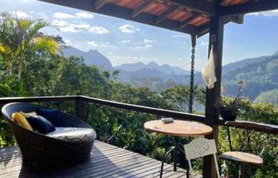 Imagem: A casa possui 5 Dormitórios, 5 Banheiros, 256m² de Área e