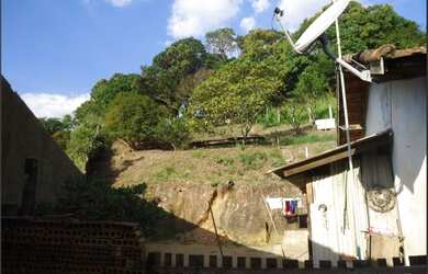 Imagem: O terreno possui 1.475m² de Área e está localizado em Jardim