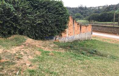 Imagem: O terreno possui 708m² de Área e está localizado em Santa