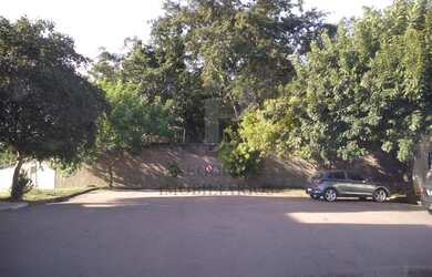 Imagem: O terreno possui 625m² de Área e está localizado em Pinheirinho