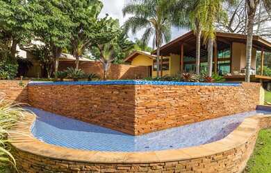 Imagem: A casa em condomínio possui 3 Dormitórios, 5 Banheiros, 5